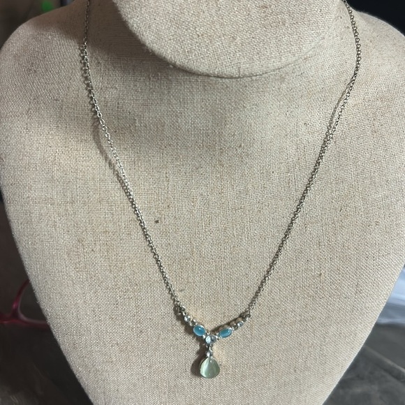 Silver, Green Blue Necklace - Picture 3 of 4